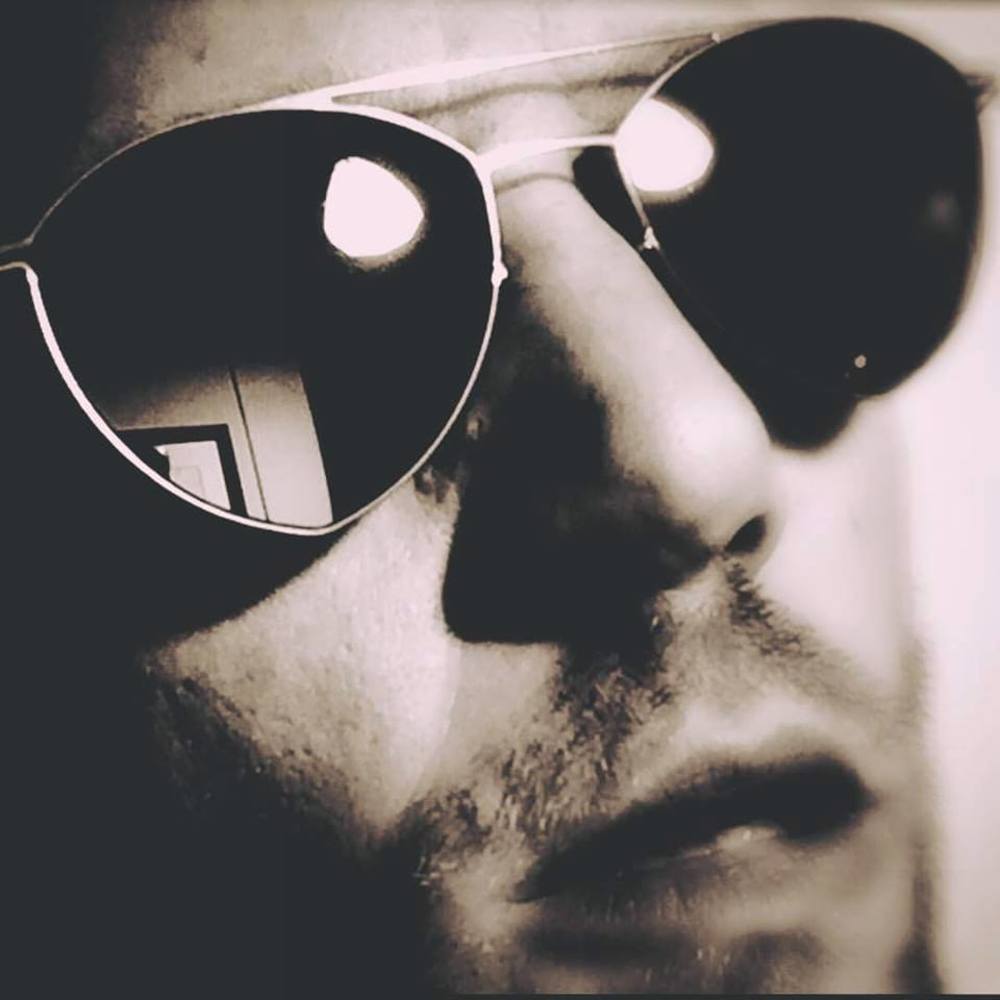 Meet your Posher, Todd